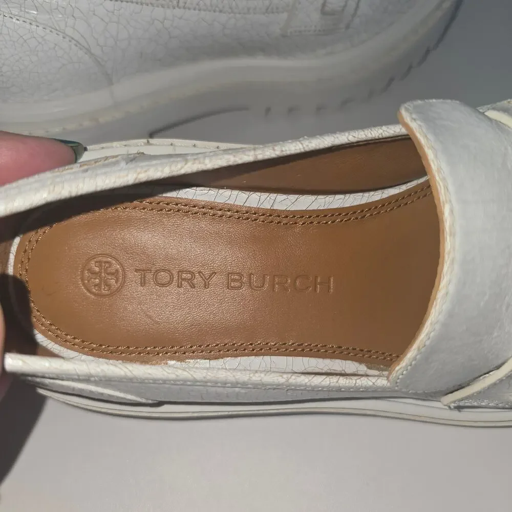 Tory Burch Jessa Lug Sole Loafer White Crackle Gold Tone Metal Horse Head Size 7